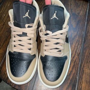 Women Air Jordan 1 Low 'Desert'